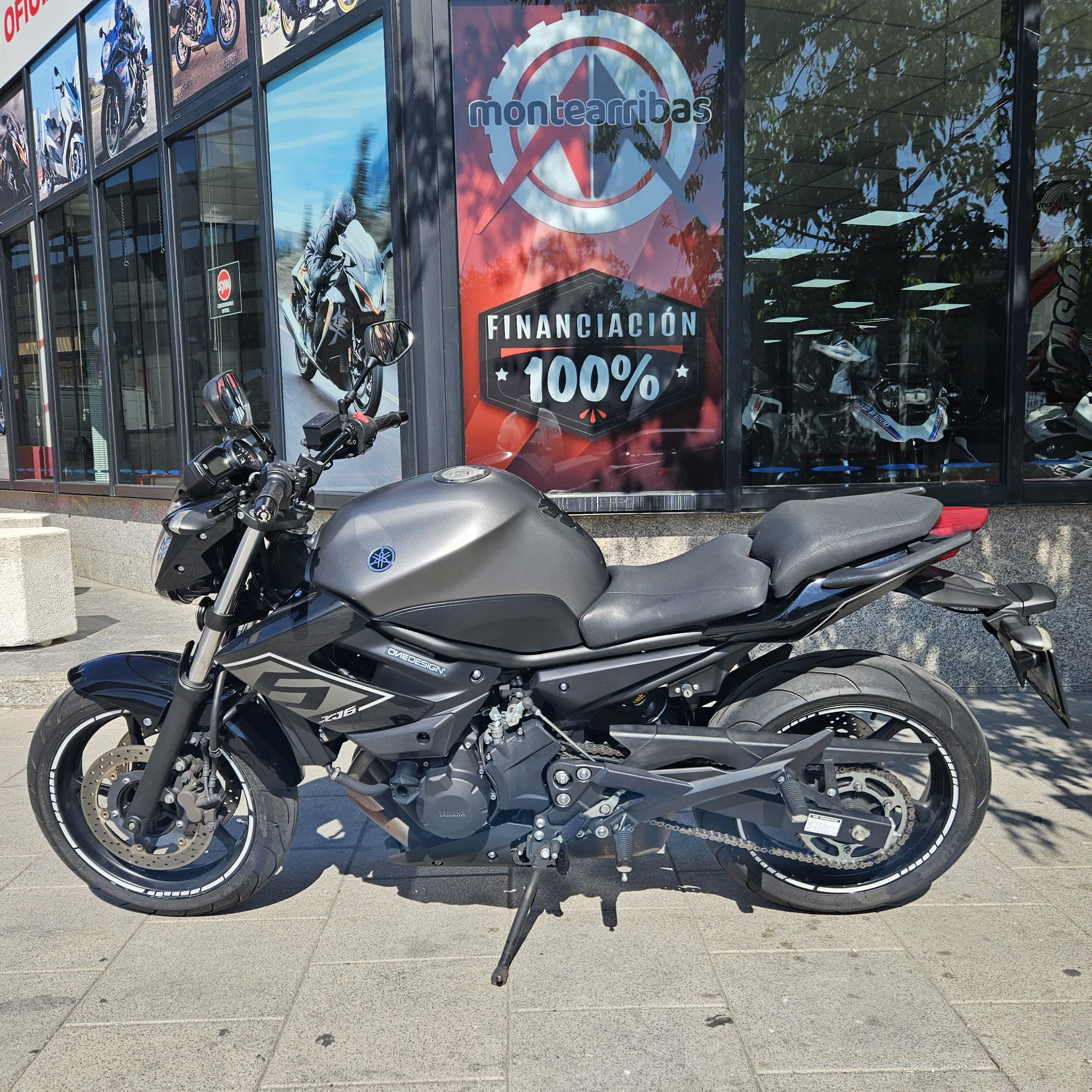 YAMAHA XJ6 AÑO 2014 CON 42.565 KM.