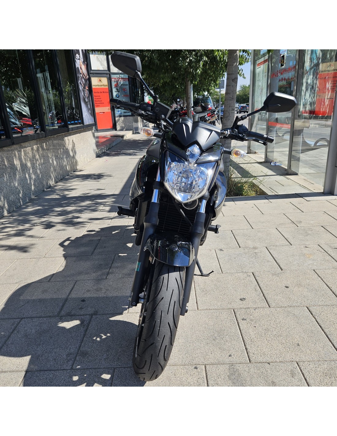 YAMAHA XJ6 AÑO 2014 CON 42.565 KM.