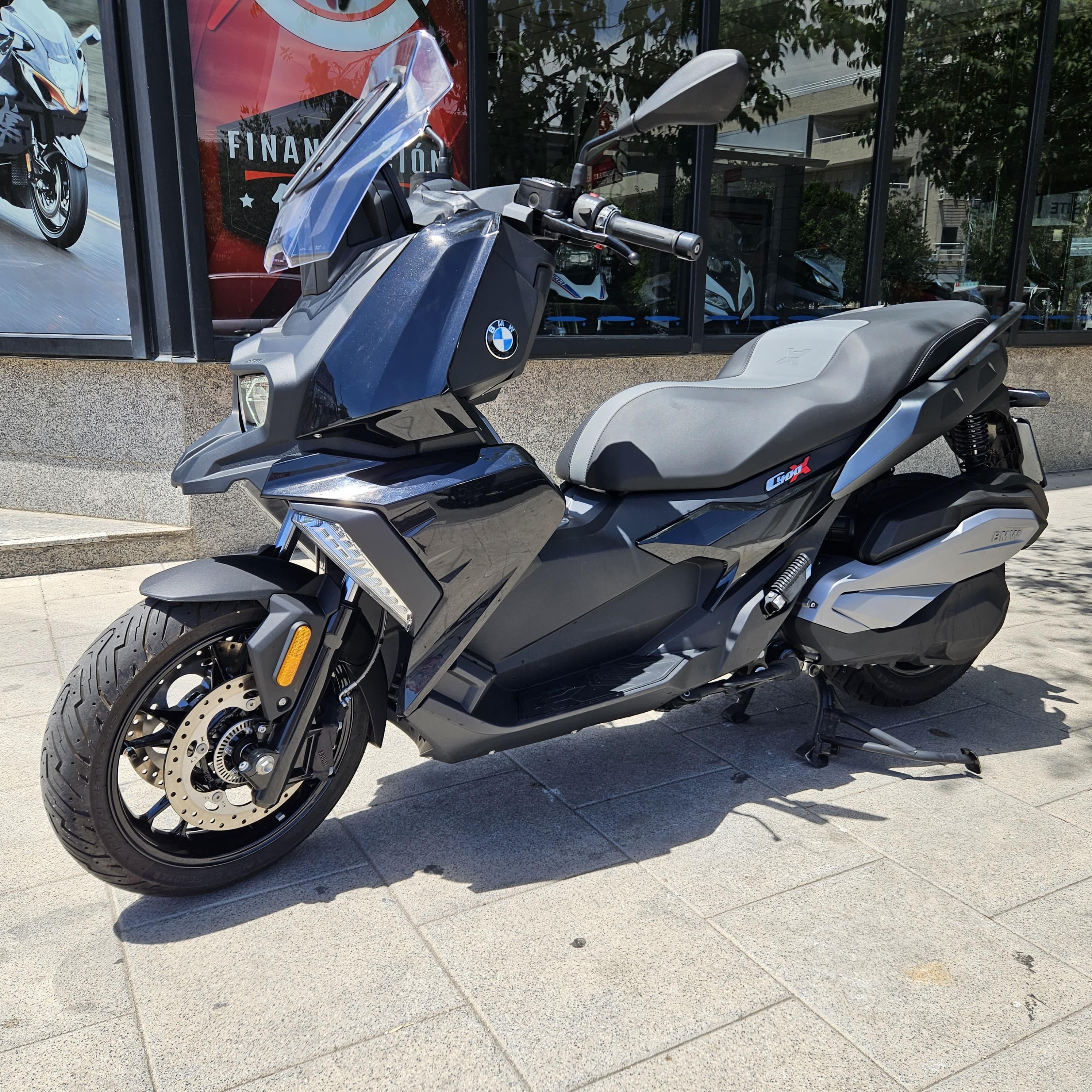 BMW C 400 X AÑO 2023 CON 6.922 KM.