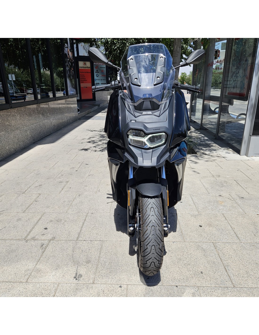 BMW C 400 X AÑO 2023 CON 6.922 KM.