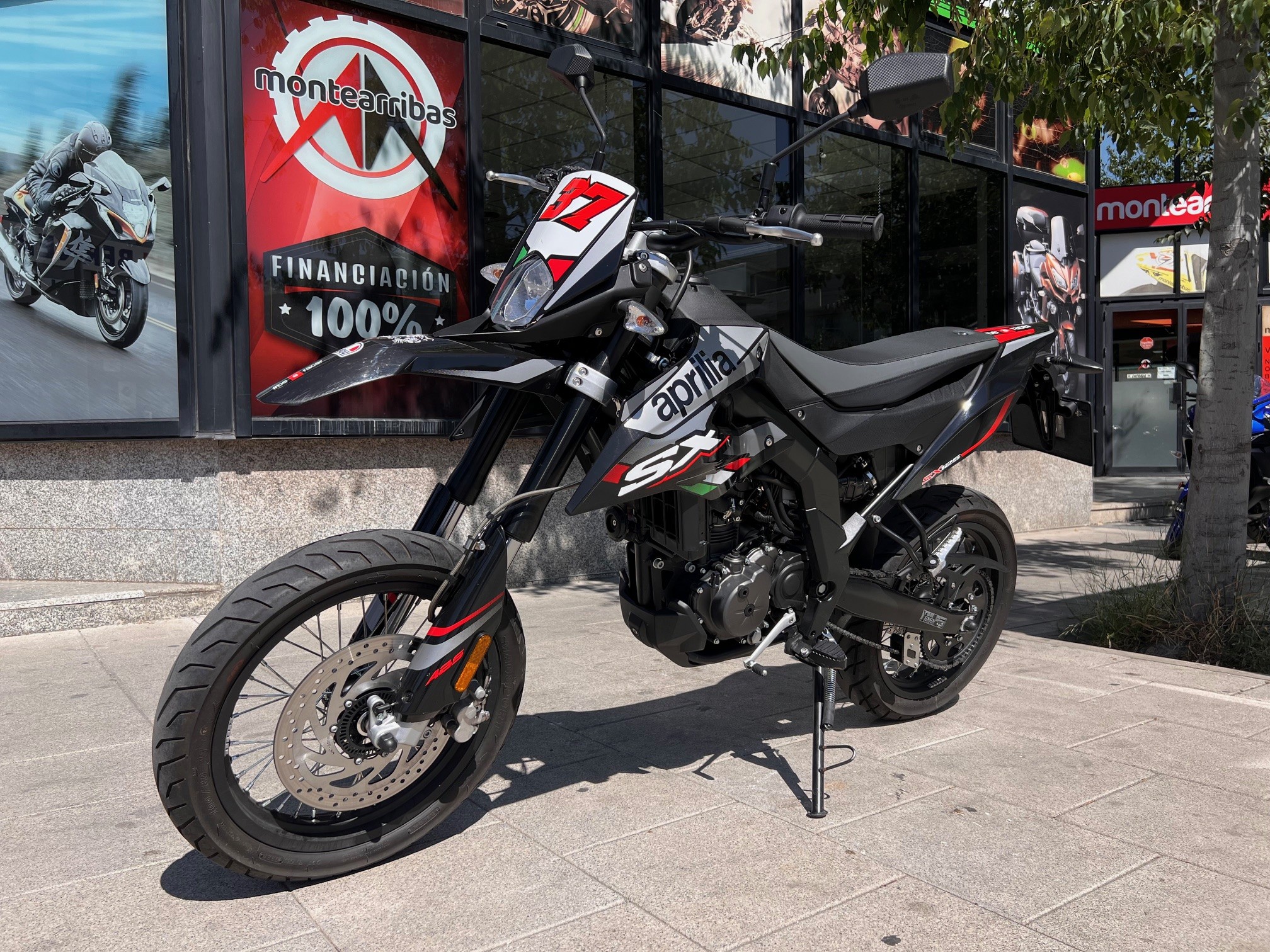 APRILIA SX 125 AÑO 2021 CON 5.313 KM.