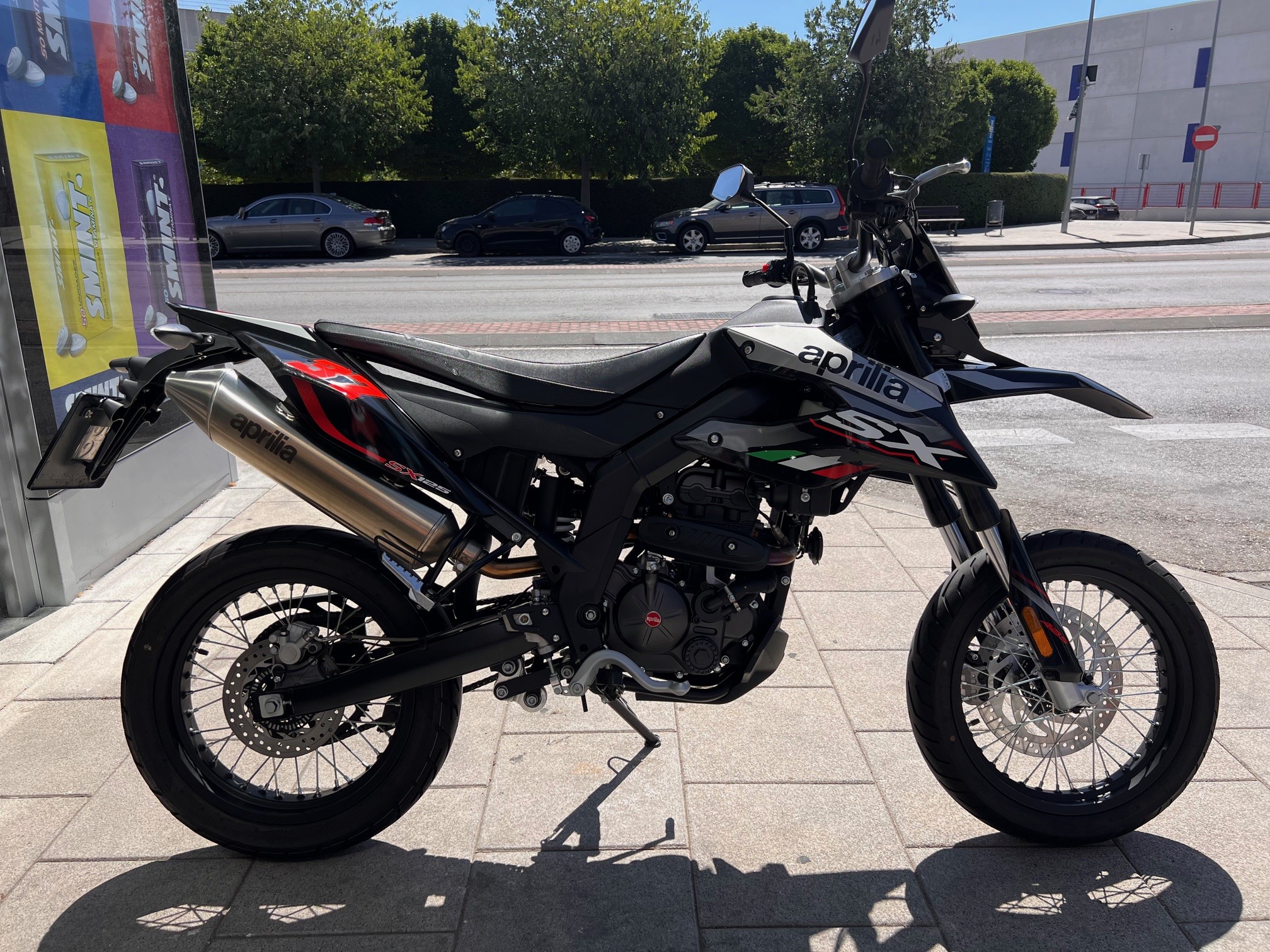 APRILIA SX 125 AÑO 2021 CON 5.313 KM.