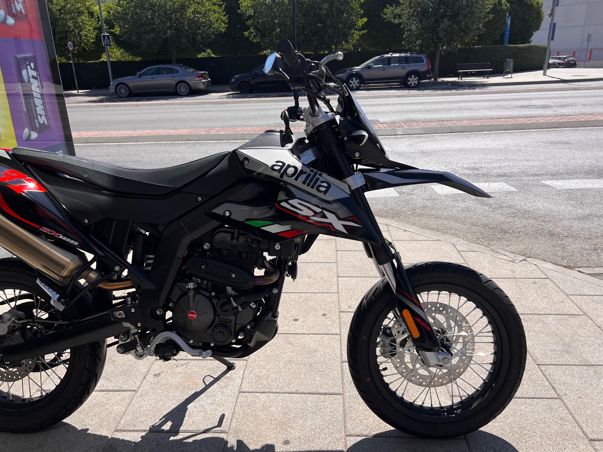 APRILIA SX 125 AÑO 2021 CON 5.313 KM.