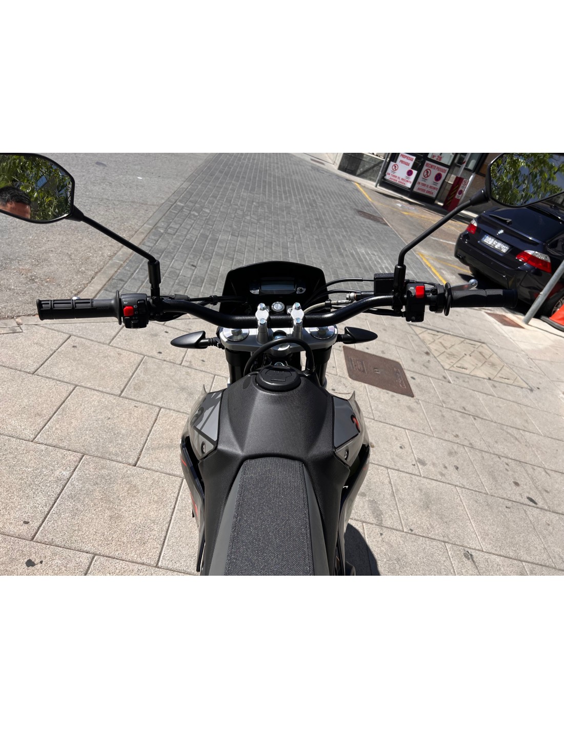 APRILIA SX 125 AÑO 2021 CON 5.313 KM.