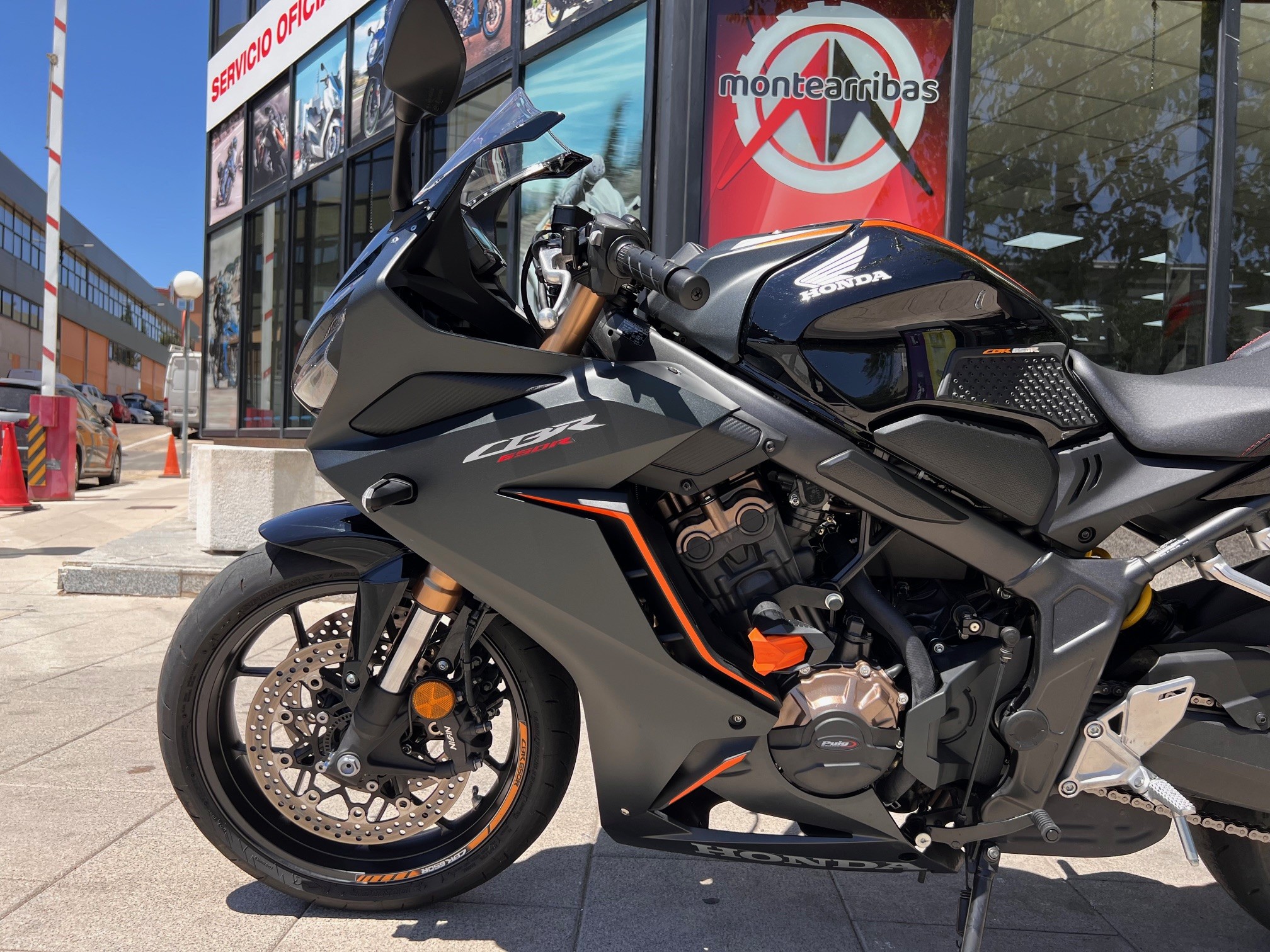 HONDA CBR 650 R AÑO 2022 CON 5.681 KM.