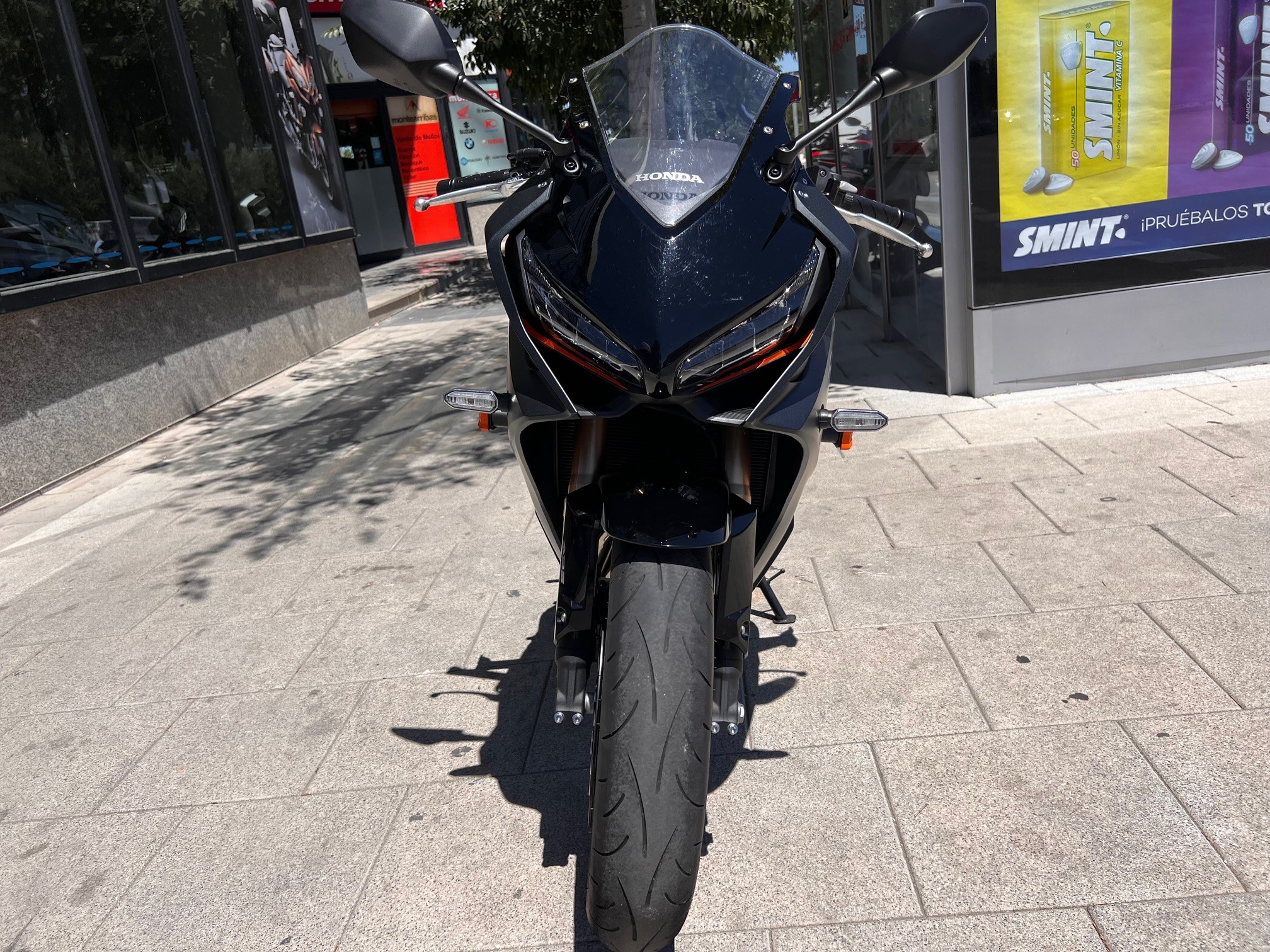 HONDA CBR 650 R AÑO 2022 CON 5.681 KM.