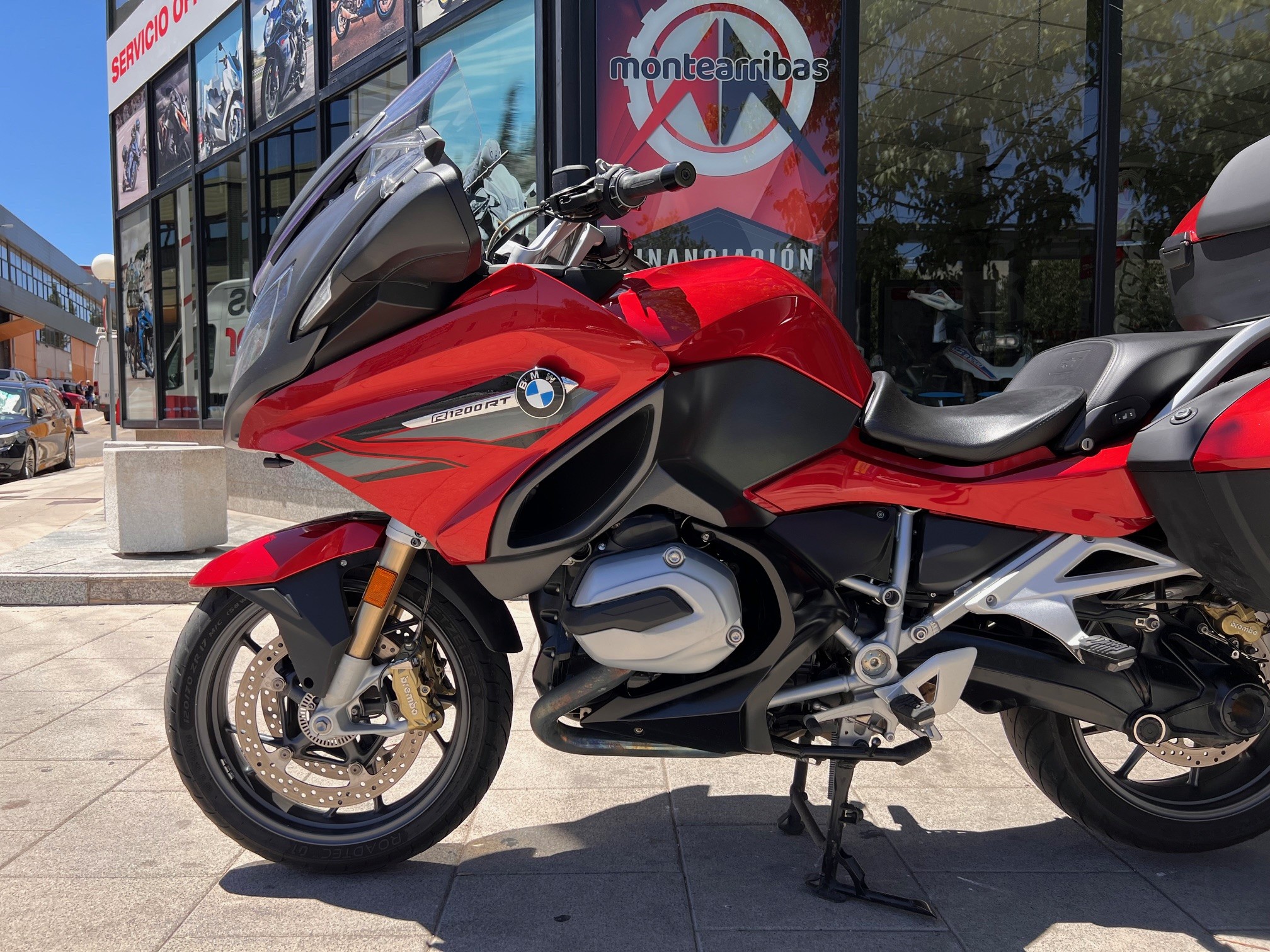 BMW R 1200 RT AÑO 2018 CON  35.889 KM.