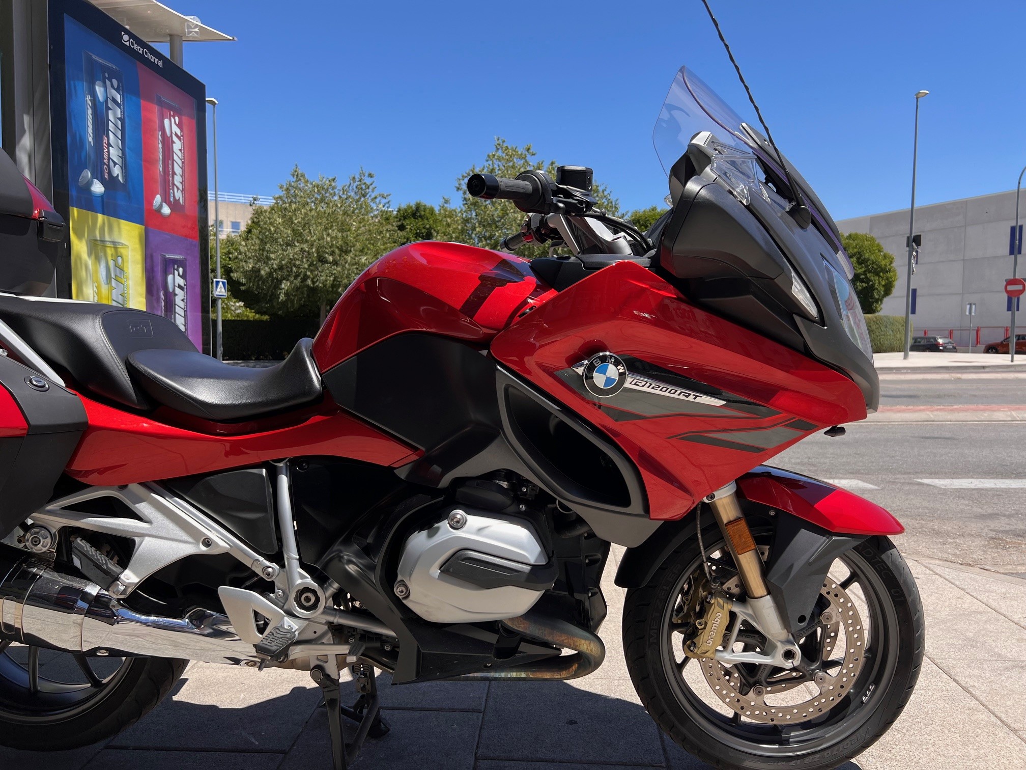 BMW R 1200 RT AÑO 2018 CON  35.889 KM.