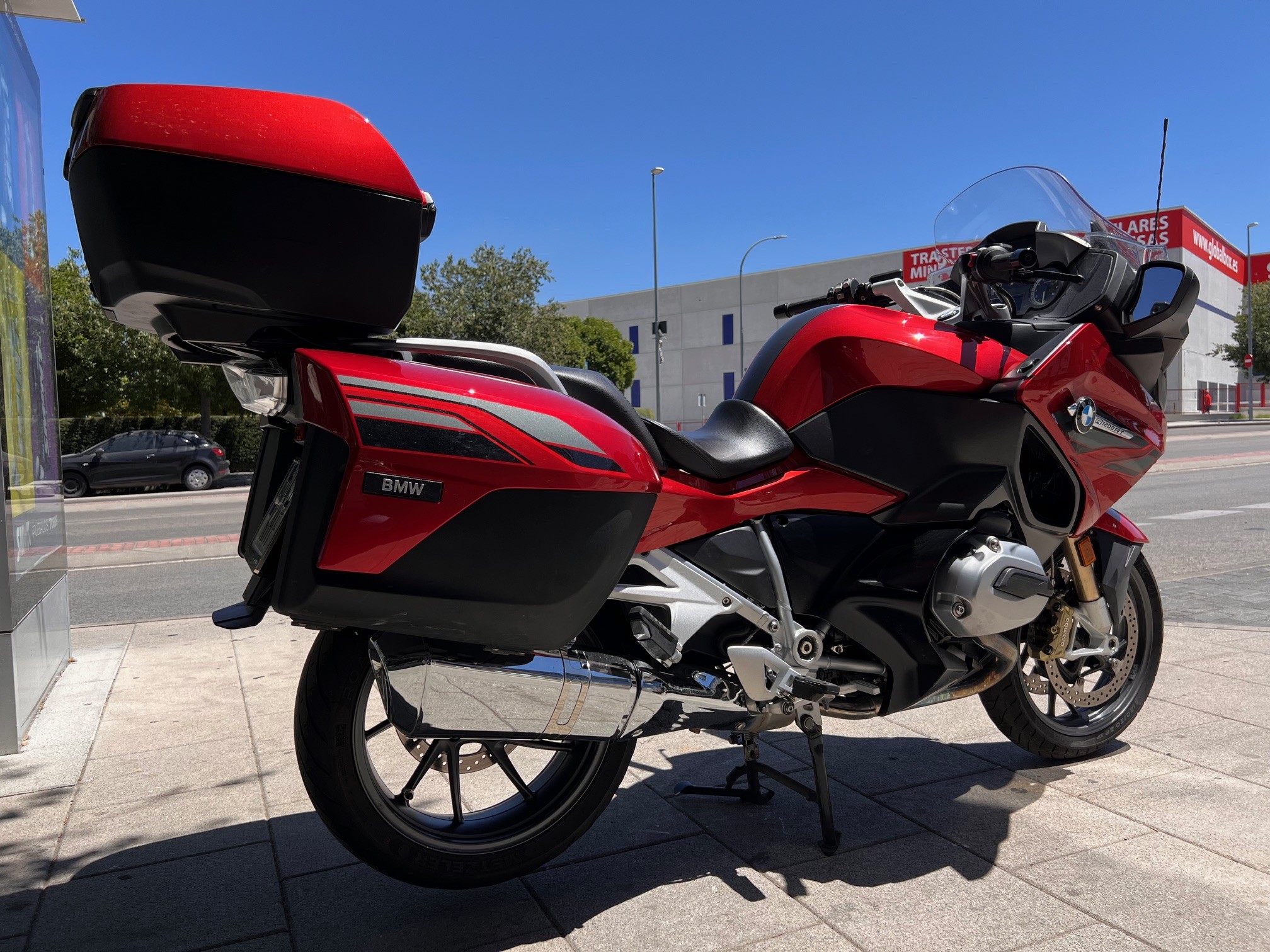 BMW R 1200 RT AÑO 2018 CON  35.889 KM.