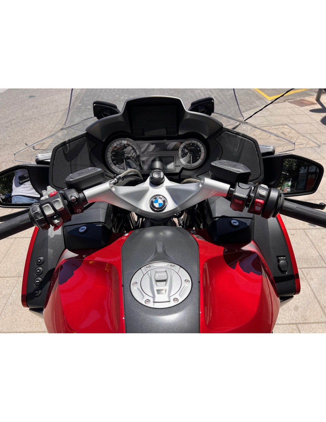 BMW R 1200 RT AÑO 2018 CON  35.889 KM.