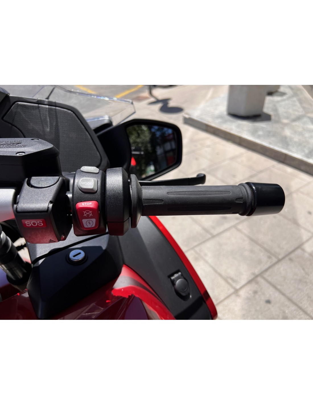 BMW R 1200 RT AÑO 2018 CON  35.889 KM.