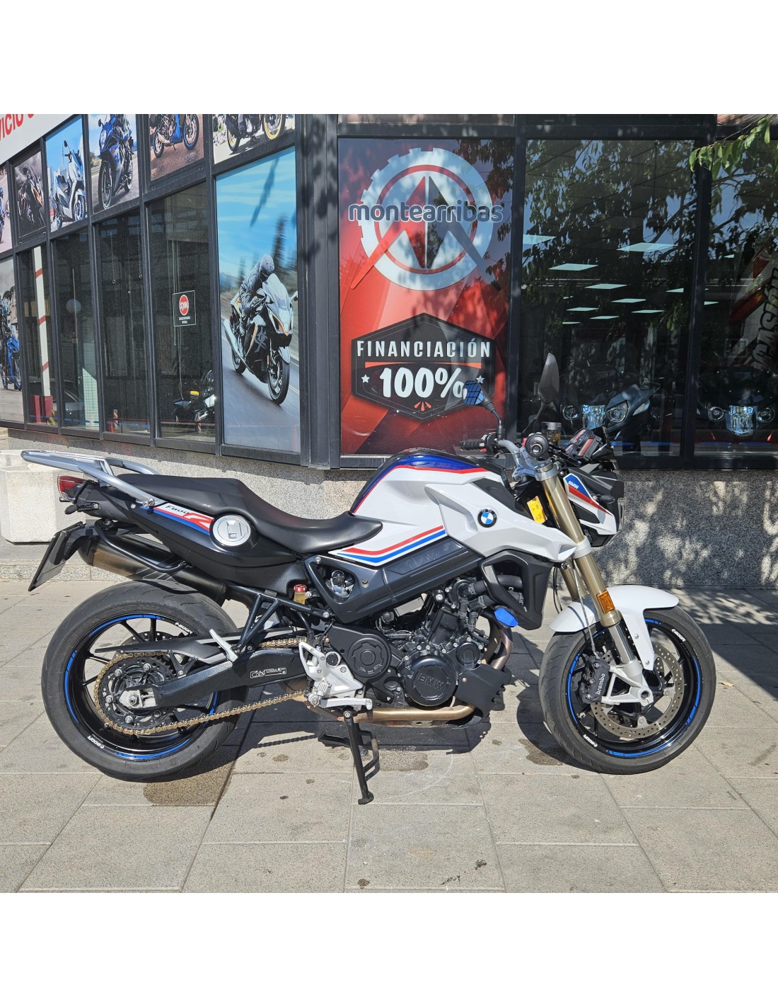 BMW F 800 R AÑO 2018 CON 43.400 KM.