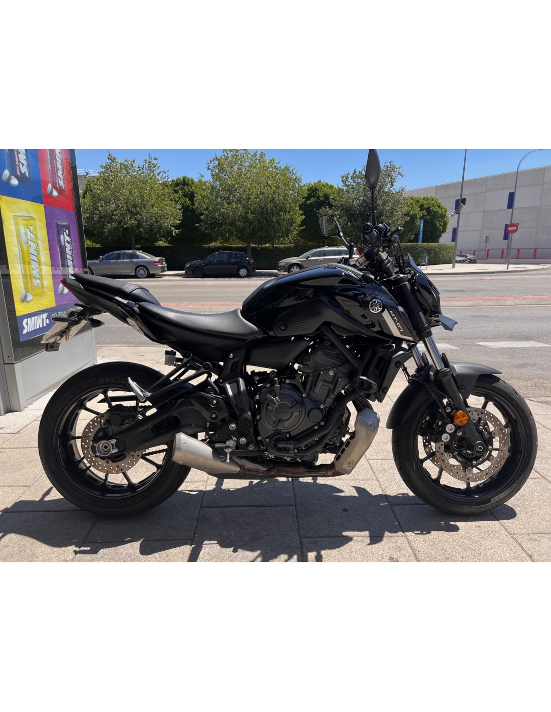 YAMAHA MT-07 A2 AÑO 2023 CON 2.930 KM.