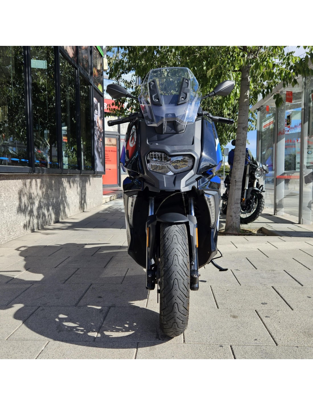 BMW C 400 X  NOVIEMBRE 2021 CON 16610 KM.