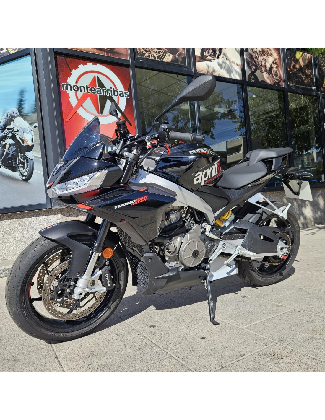 APRILIA TUONO 660 FACTORI  AÑO 2022 CON 4100 KM KM.