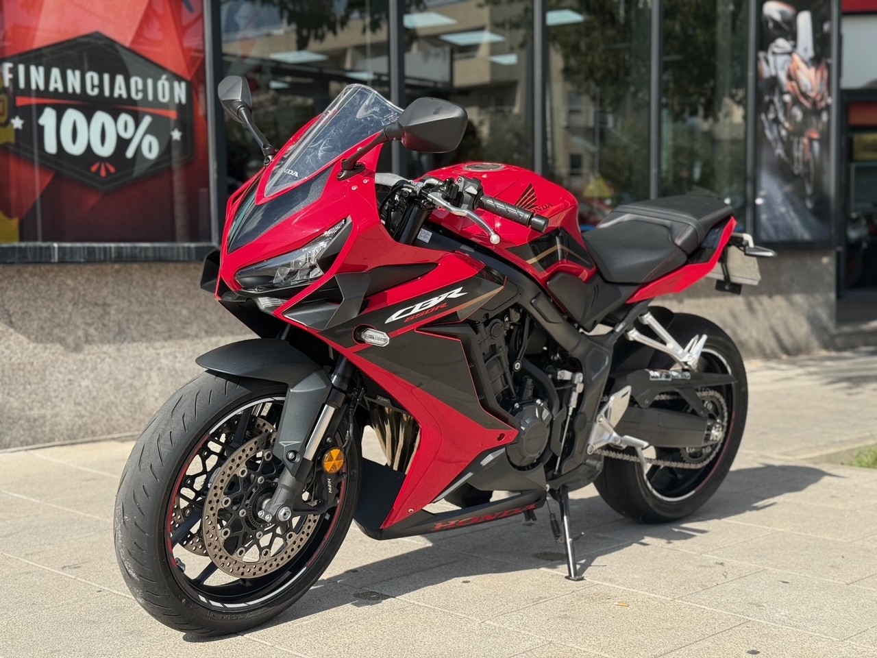 HONDA CBR 650 R AÑO 2023 CON 9.440 KM.