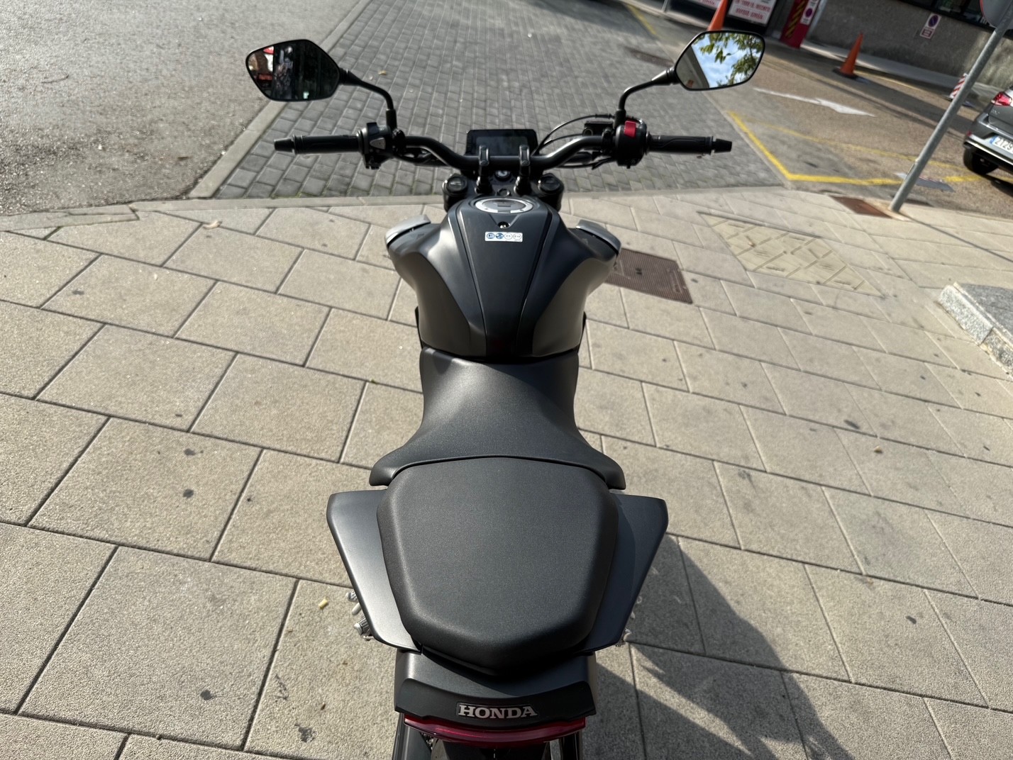 HONDA CB 125 R AÑO 2019 CON 8.106 KM.