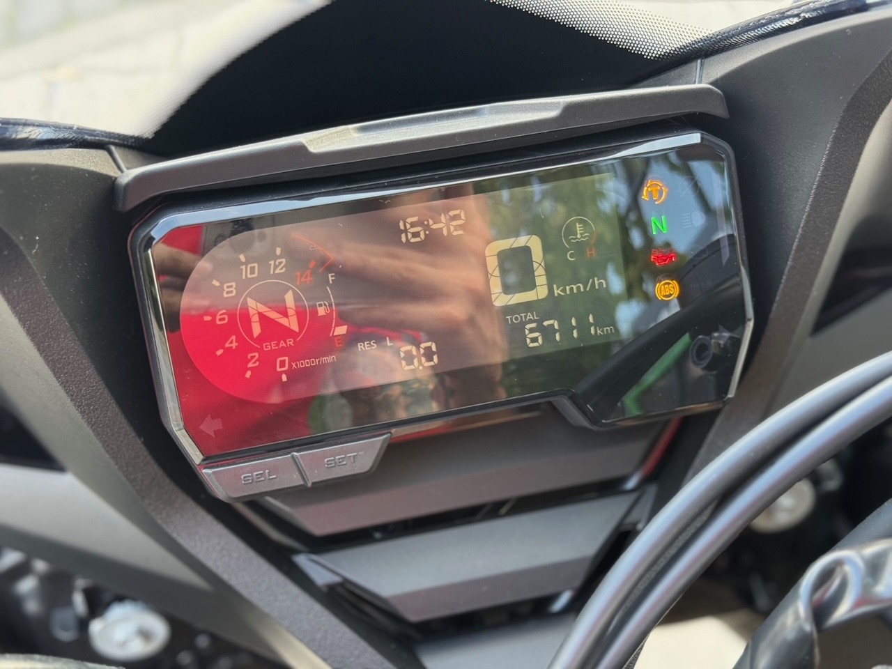 HONDA CBR 650 R AÑO 2022 CON 6.720 KM.