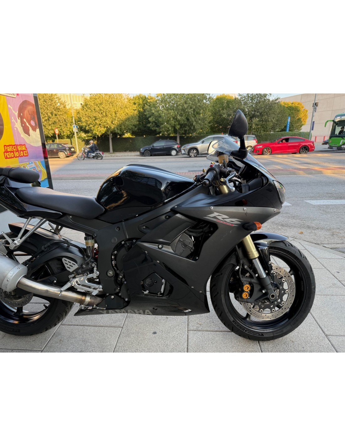 YAMAHA YZF R6 AÑO 2007 CON 48.700 KM.