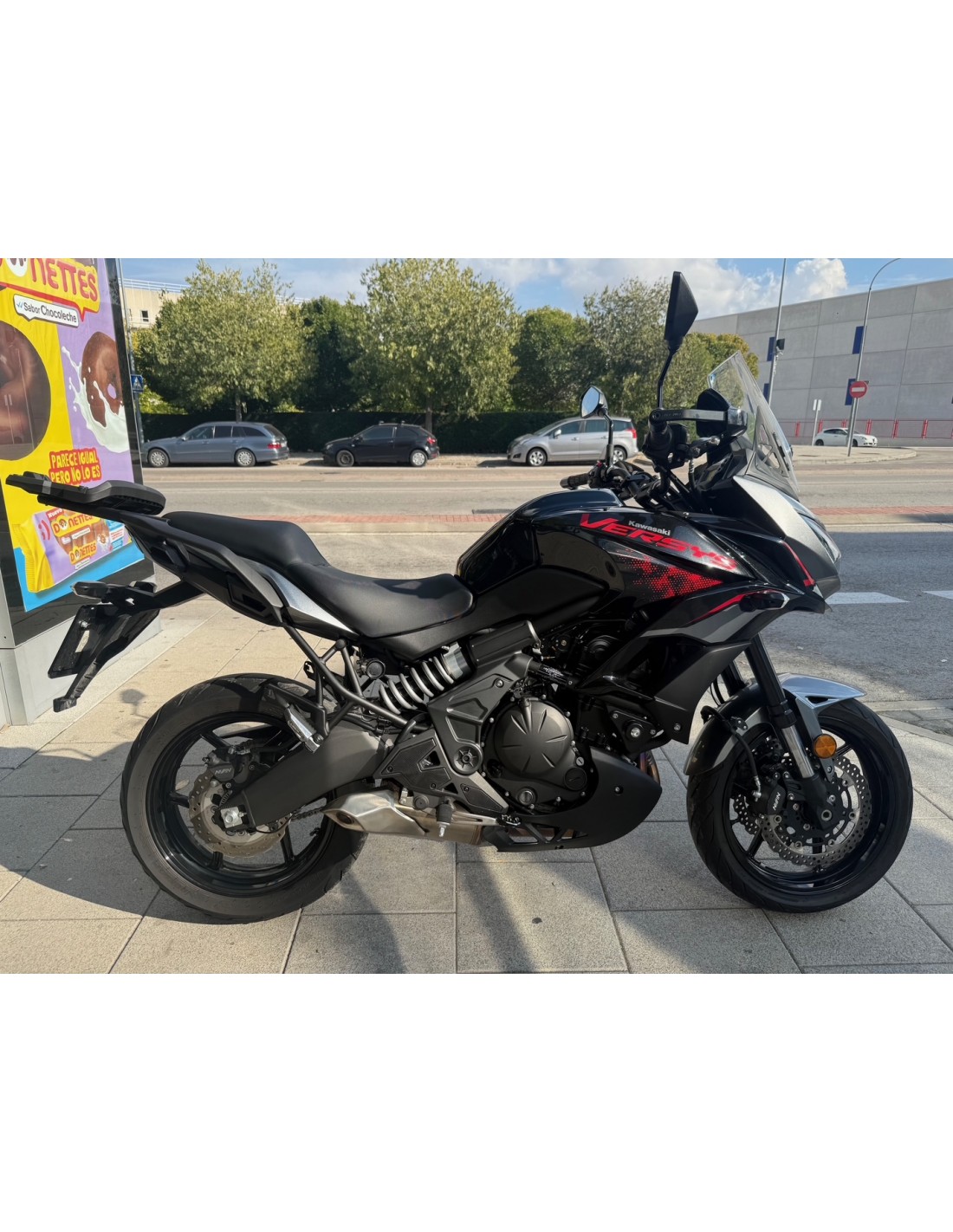 KAWASAKI VERSYS 650 ABS AÑO 2021 CON 10.950 KM.