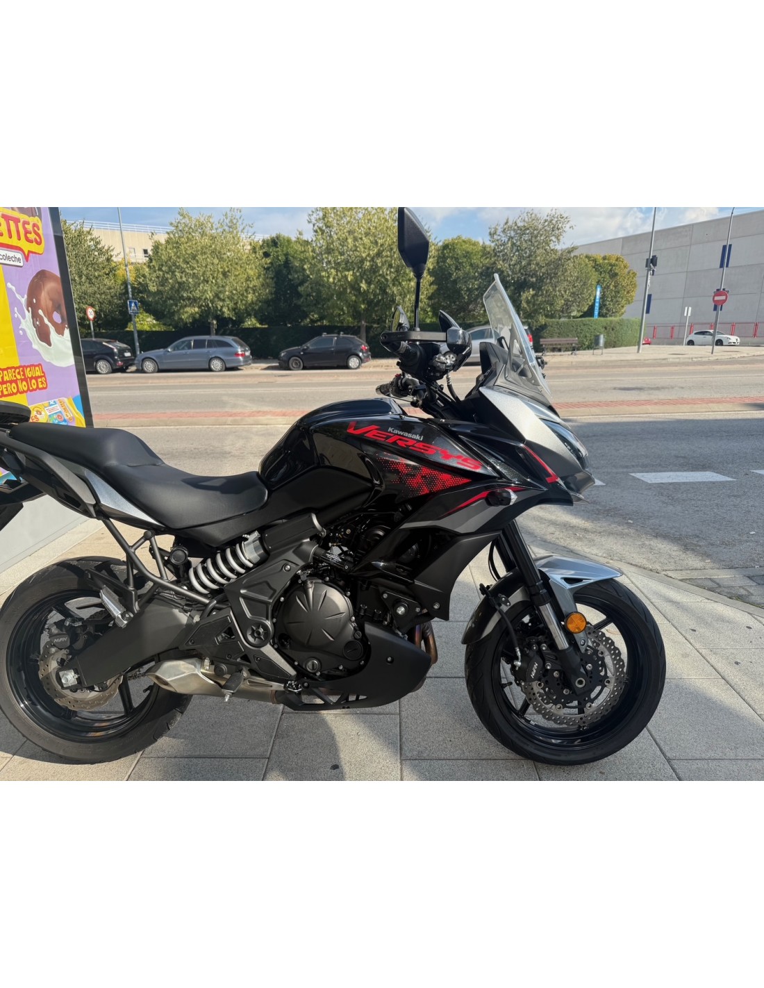 KAWASAKI VERSYS 650 ABS AÑO 2021 CON 10.950 KM.