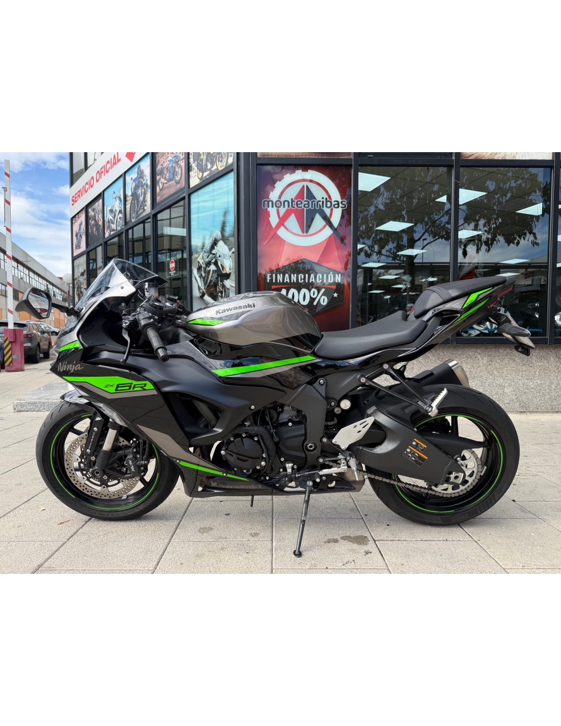 KAWASAKI NINJA ZX-6R AÑO 2024 CON 5.050 KM.