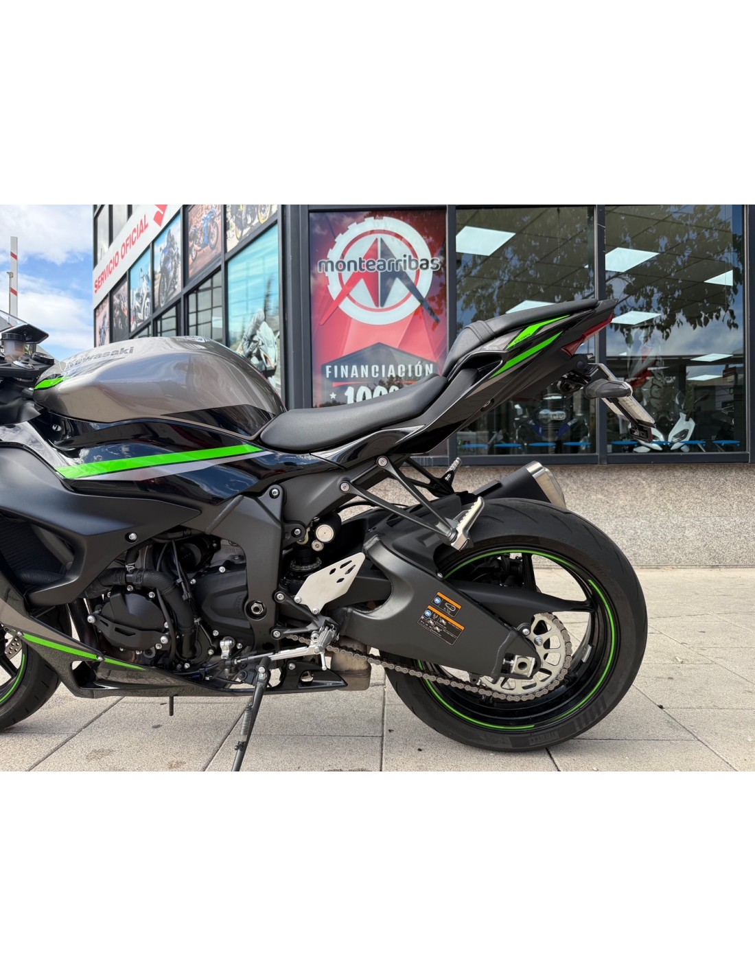 KAWASAKI NINJA ZX-6R AÑO 2024 CON 5.050 KM.