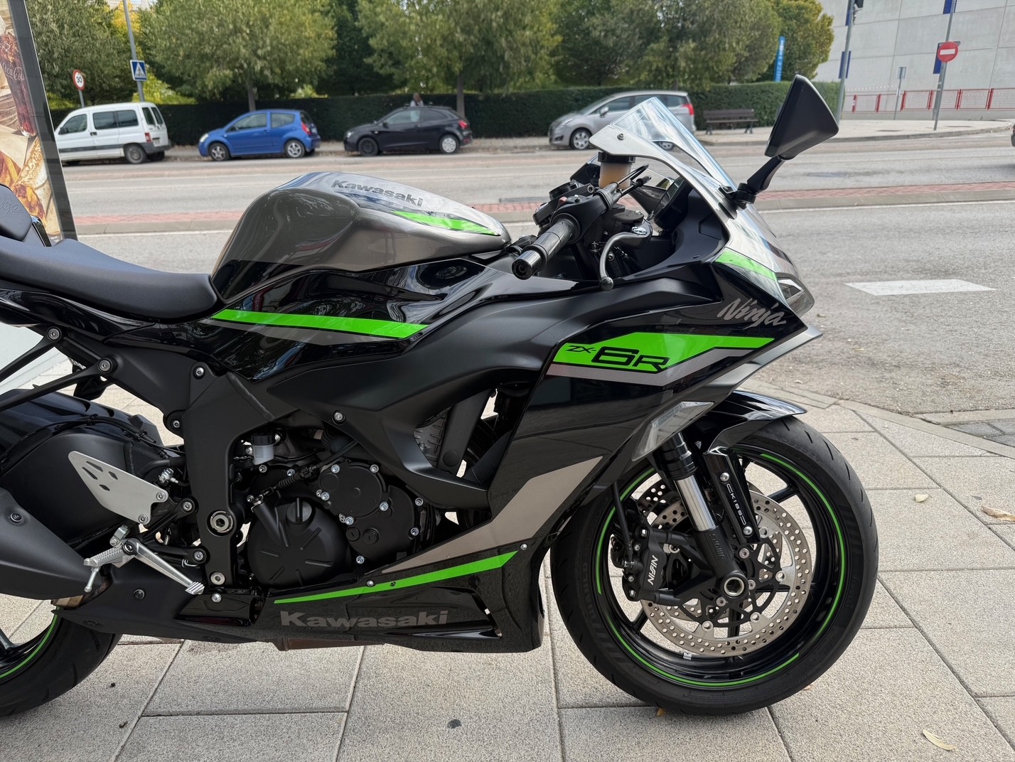 KAWASAKI NINJA ZX-6R AÑO 2024 CON...