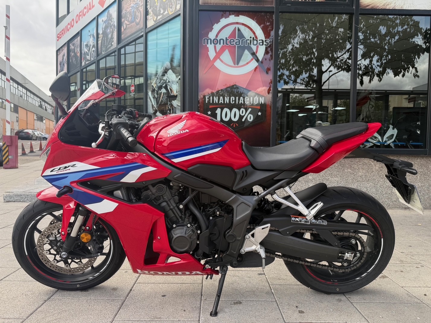 HONDA CBR 650 R AÑO 2024 CON 7.096 KM.