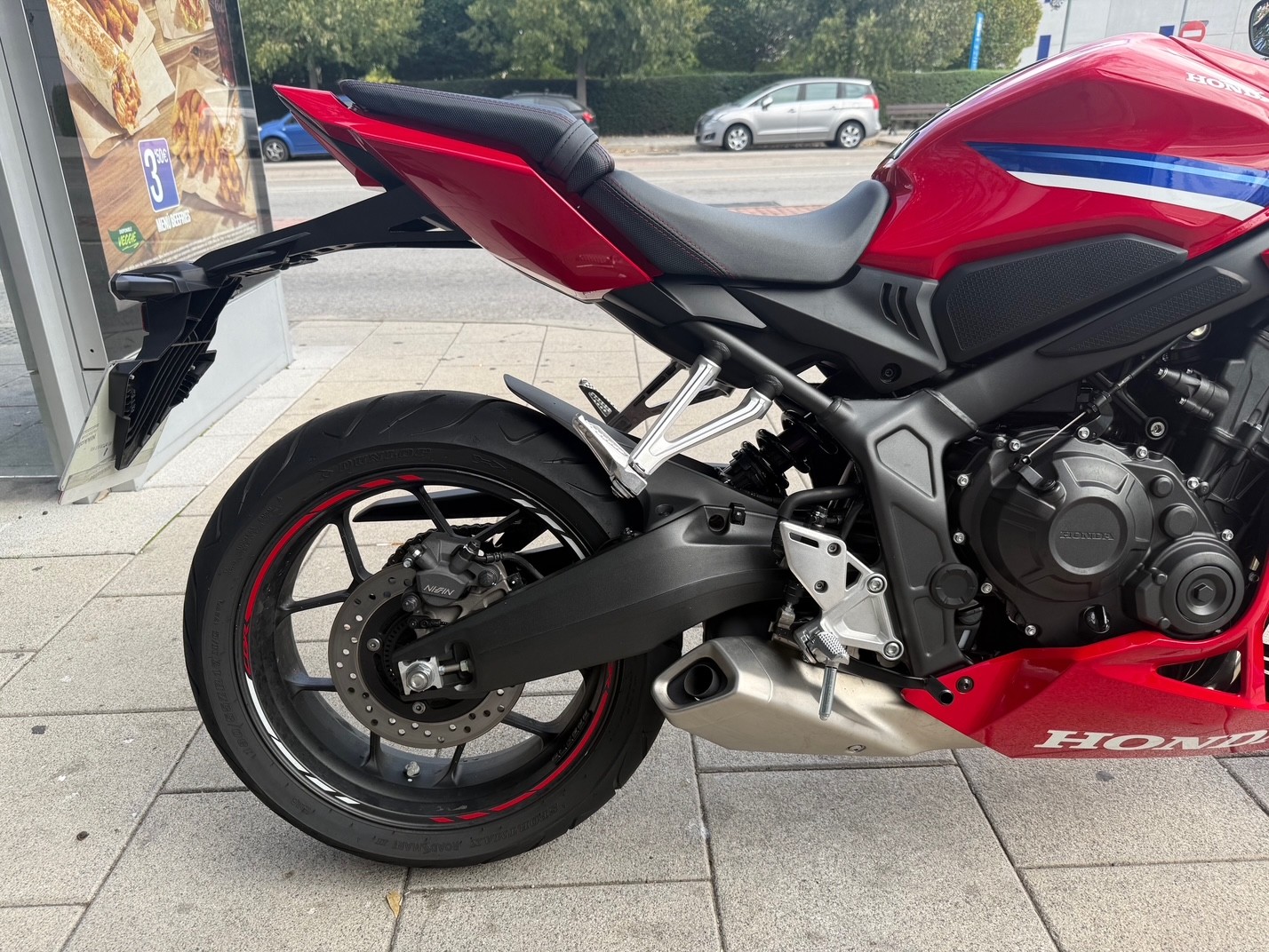 HONDA CBR 650 R AÑO 2024 CON 7.096 KM.