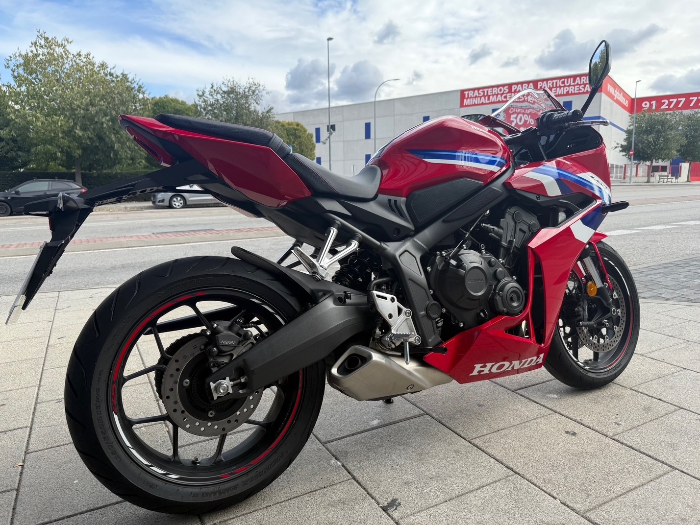 HONDA CBR 650 R AÑO 2024 CON 7.096 KM.