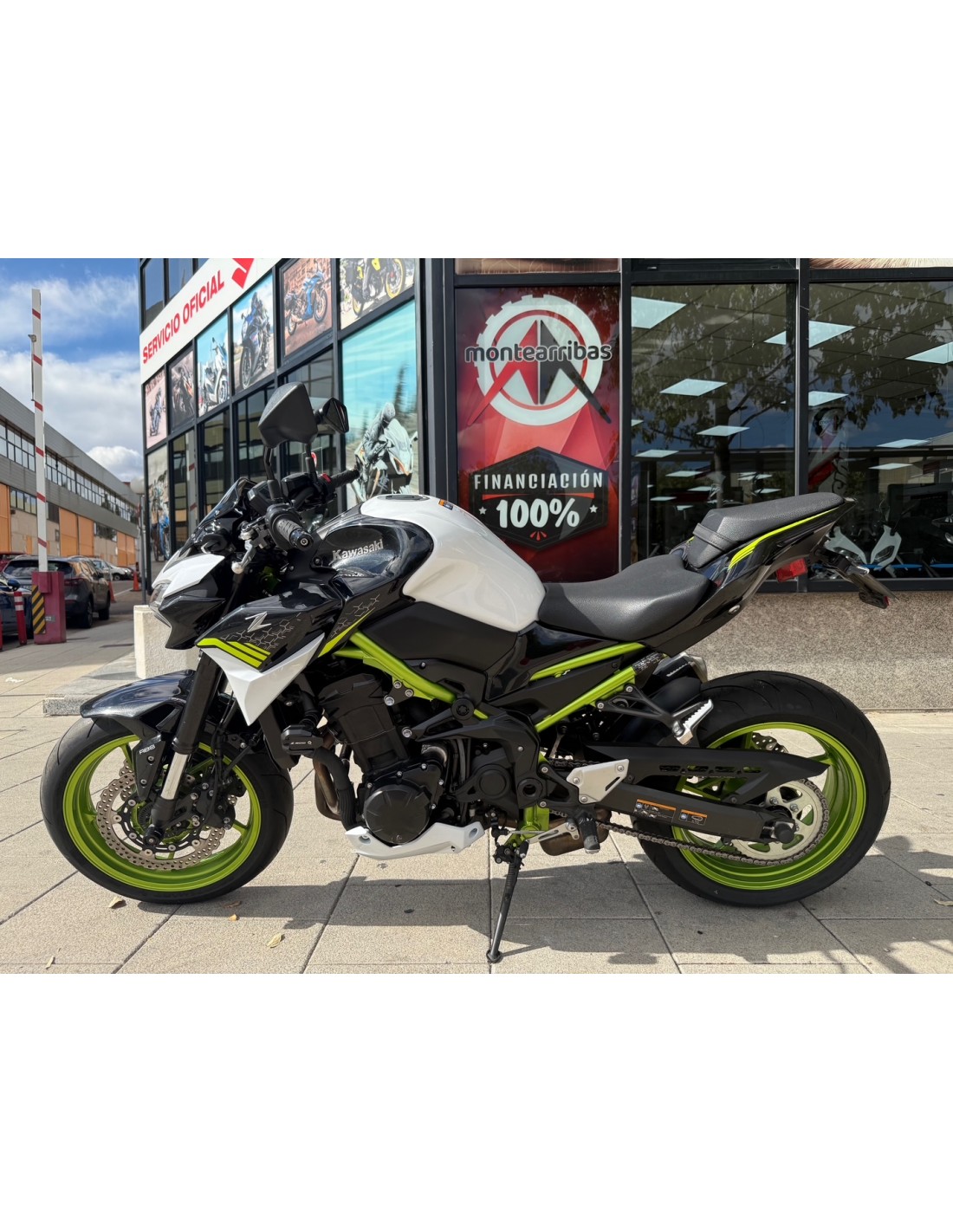 KAWASAKI Z 900 A2 AÑO 2021 CON 13.588 KM.