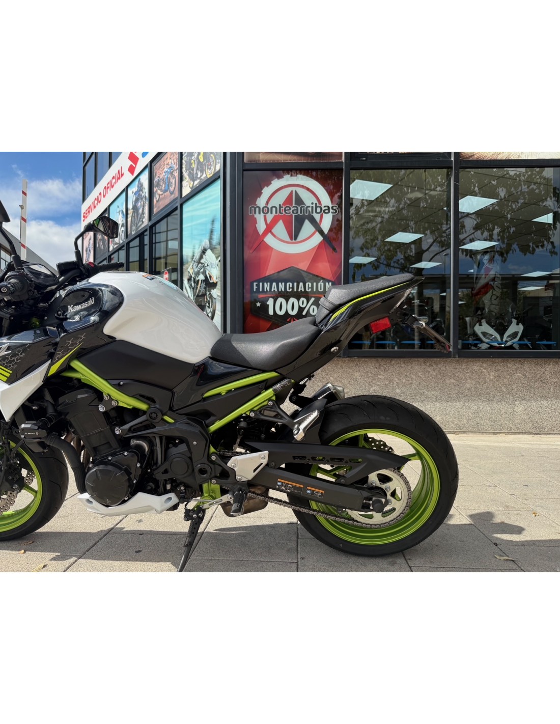 KAWASAKI Z 900 A2 AÑO 2021 CON 13.588 KM.