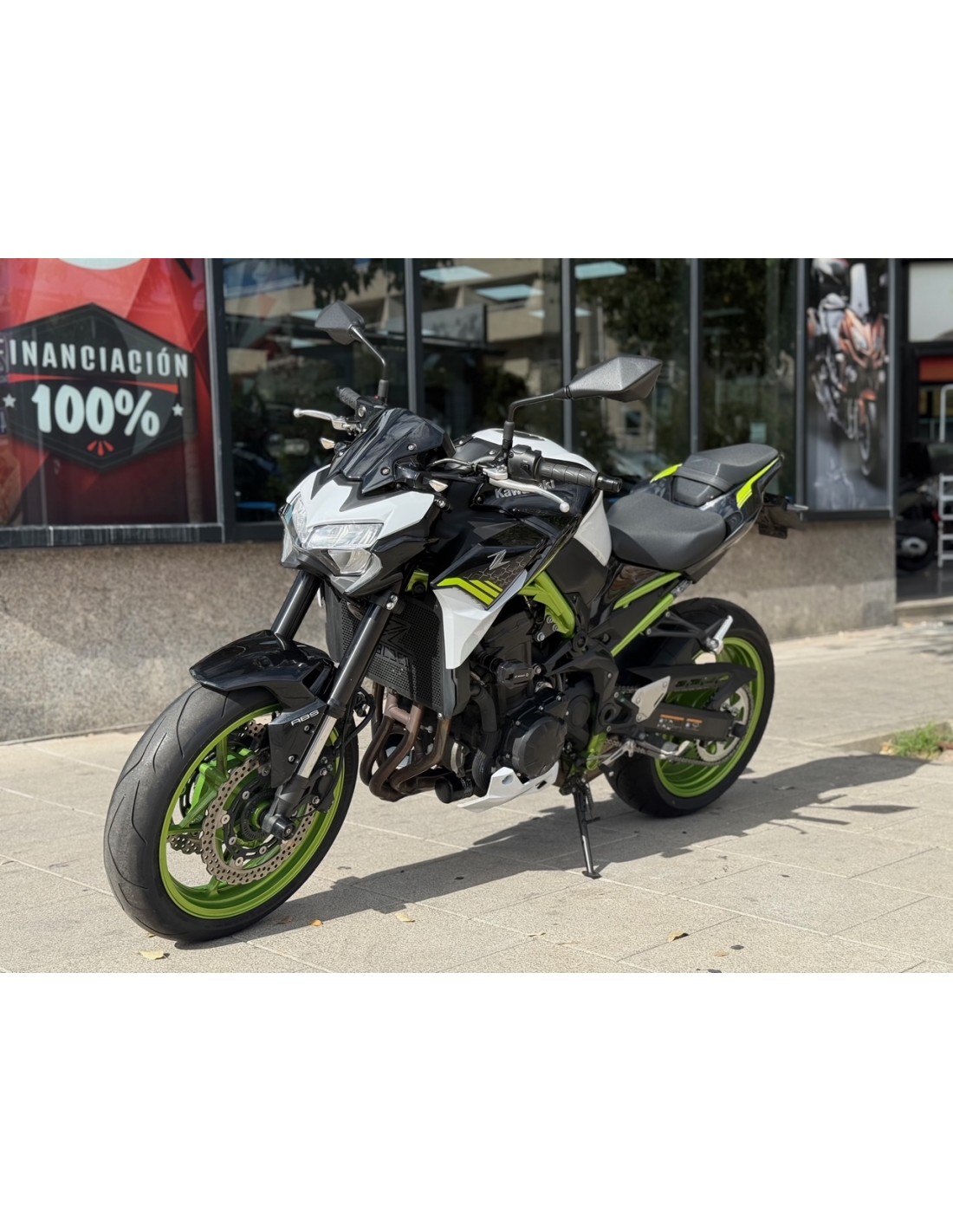 KAWASAKI Z 900 A2 AÑO 2021 CON 13.588 KM.