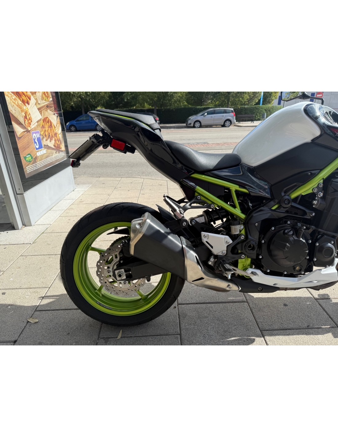 KAWASAKI Z 900 A2 AÑO 2021 CON 13.588 KM.