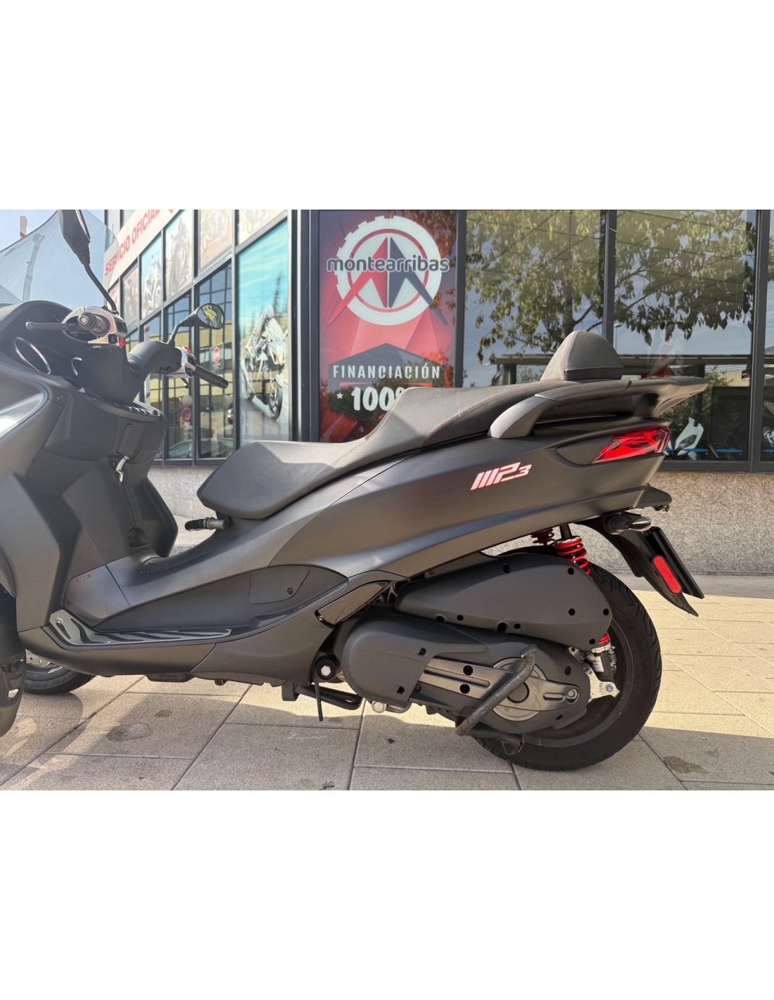 PIAGGIO MP3 500 SPORT HPE AÑO 2020 CON 18.403 KM.