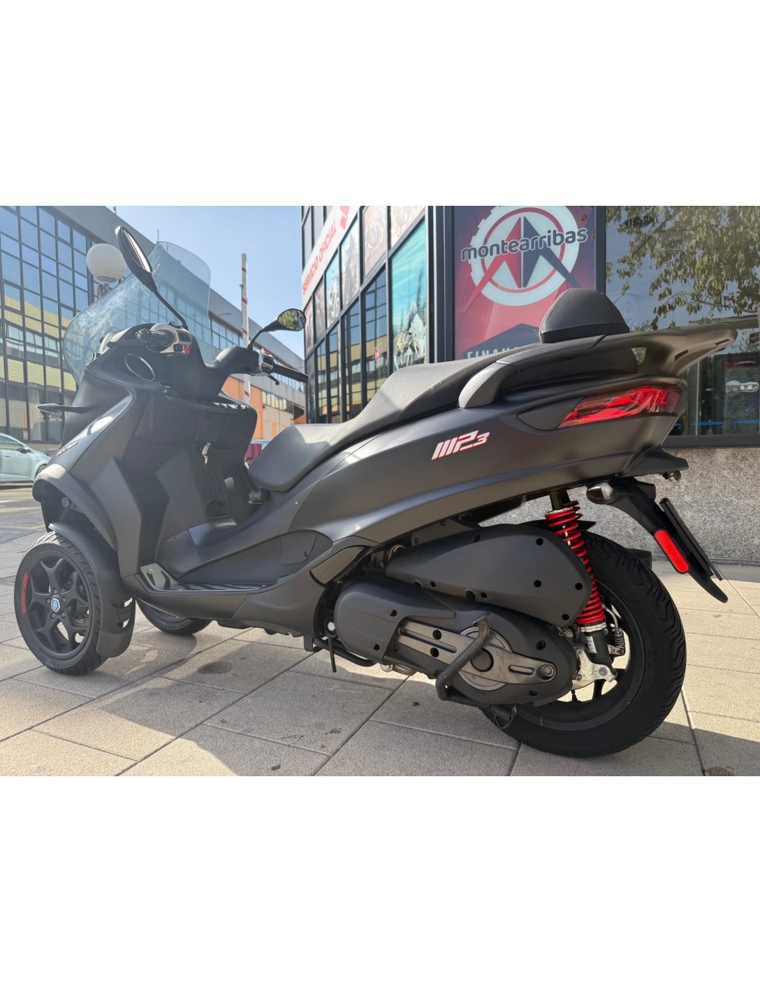 PIAGGIO MP3 500 SPORT HPE AÑO 2020 CON 18.403 KM.