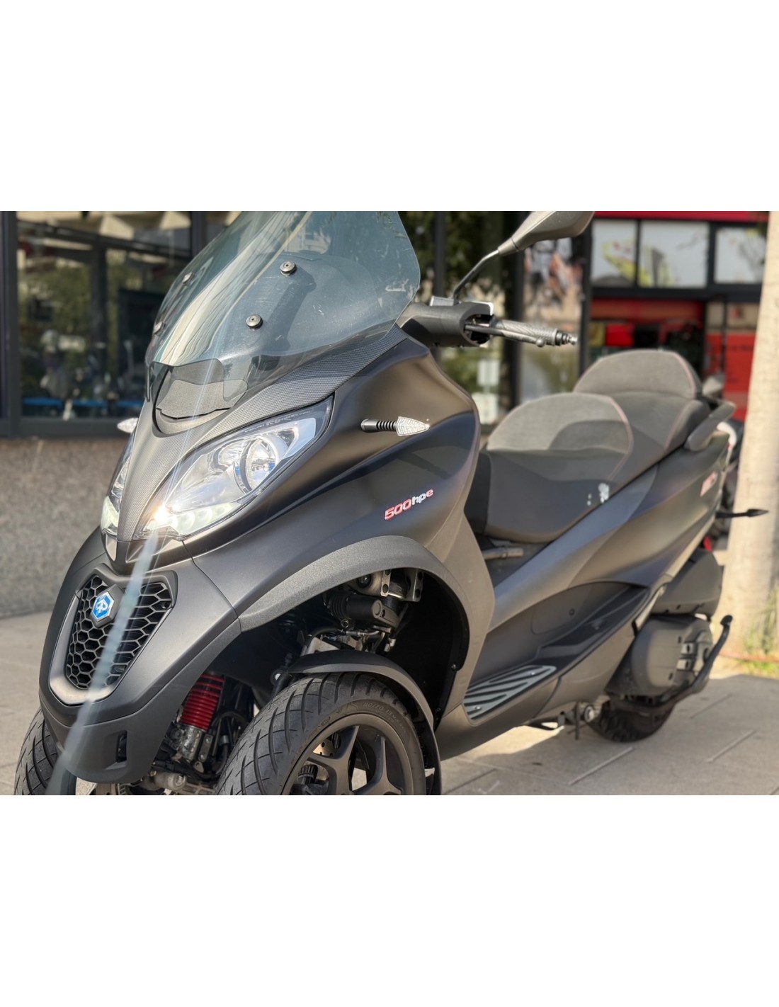 PIAGGIO MP3 500 SPORT HPE AÑO 2020 CON 18.403 KM.