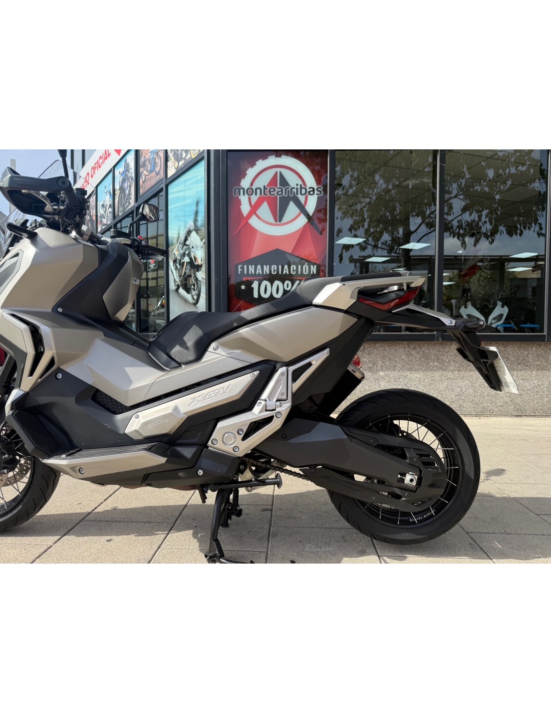 HONDA X-ADV 750 AÑO 2020 CON 16.655 KM.