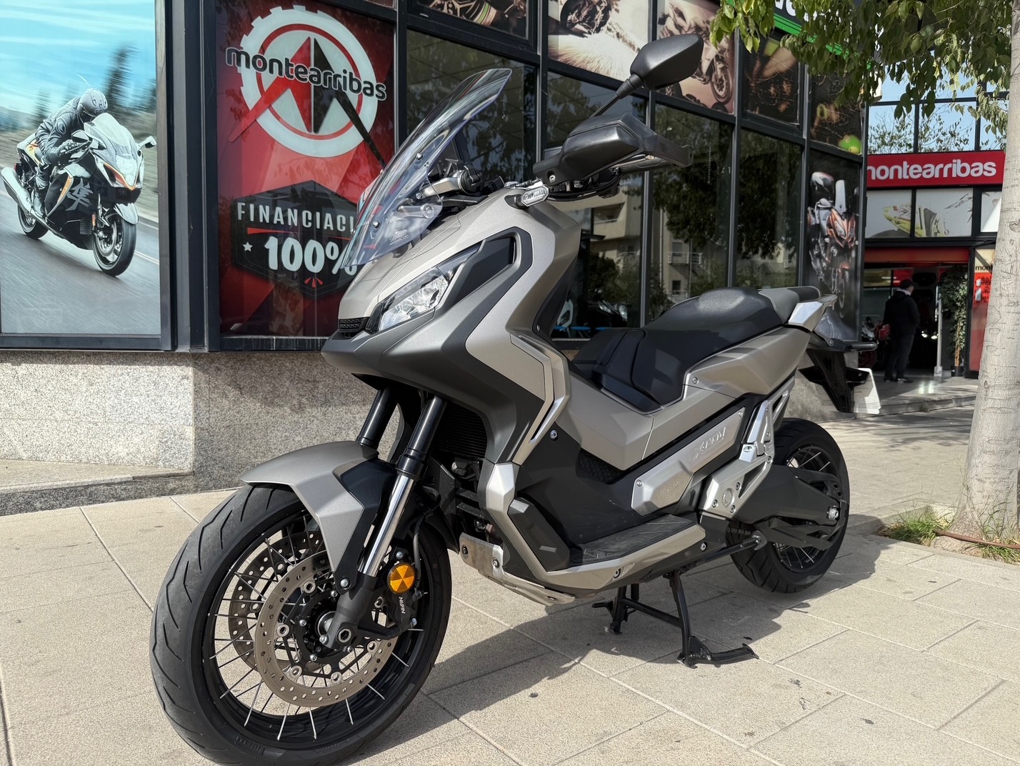 HONDA X-ADV 750 AÑO 2020 CON 16.655 KM.