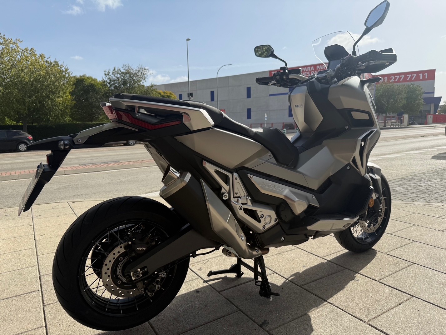 HONDA X-ADV 750 AÑO 2020 CON 16.655 KM.