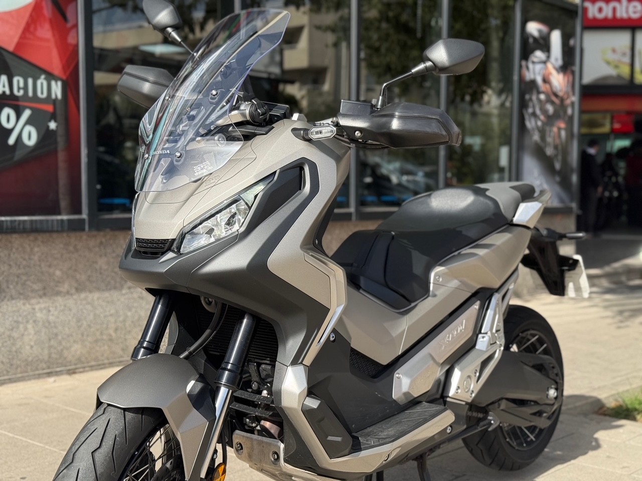 HONDA X-ADV 750 AÑO 2020 CON 16.655 KM.