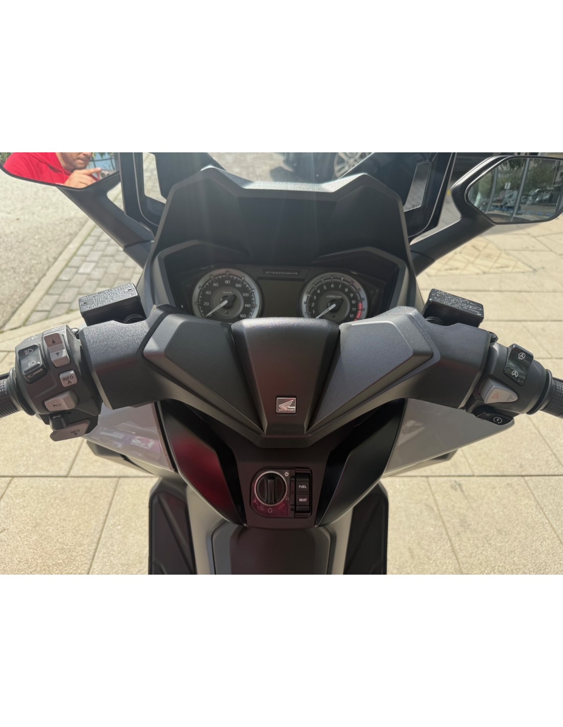 HONDA FORZA 125 AÑO 2023 CON 7.680 KM.