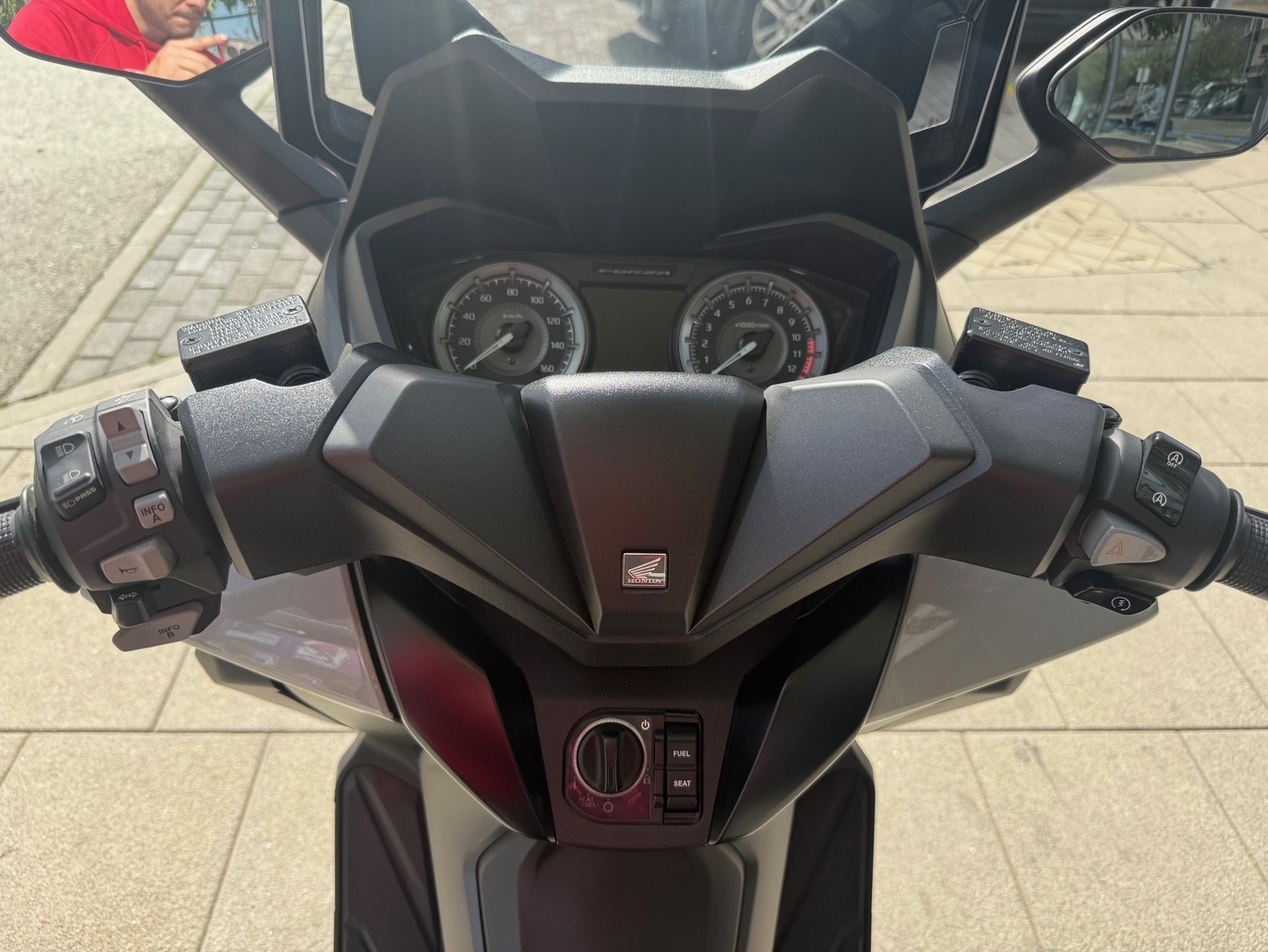 HONDA FORZA 125 AÑO 2023 CON 7.680 KM.