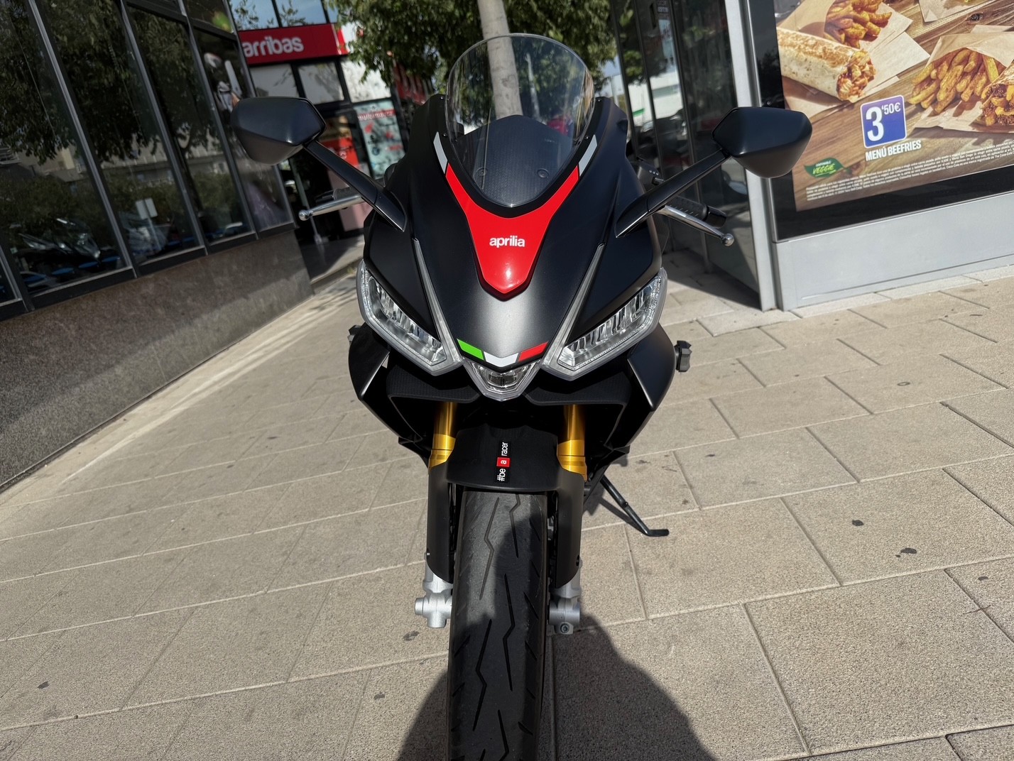 APRILIA RS 660 AÑO 2023 CON 6.610 KM.