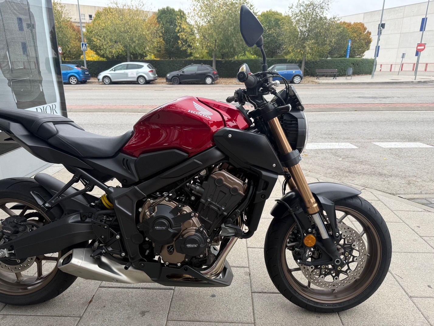 HONDA CB 650 R AÑO 2022 CON 4.862 KM.