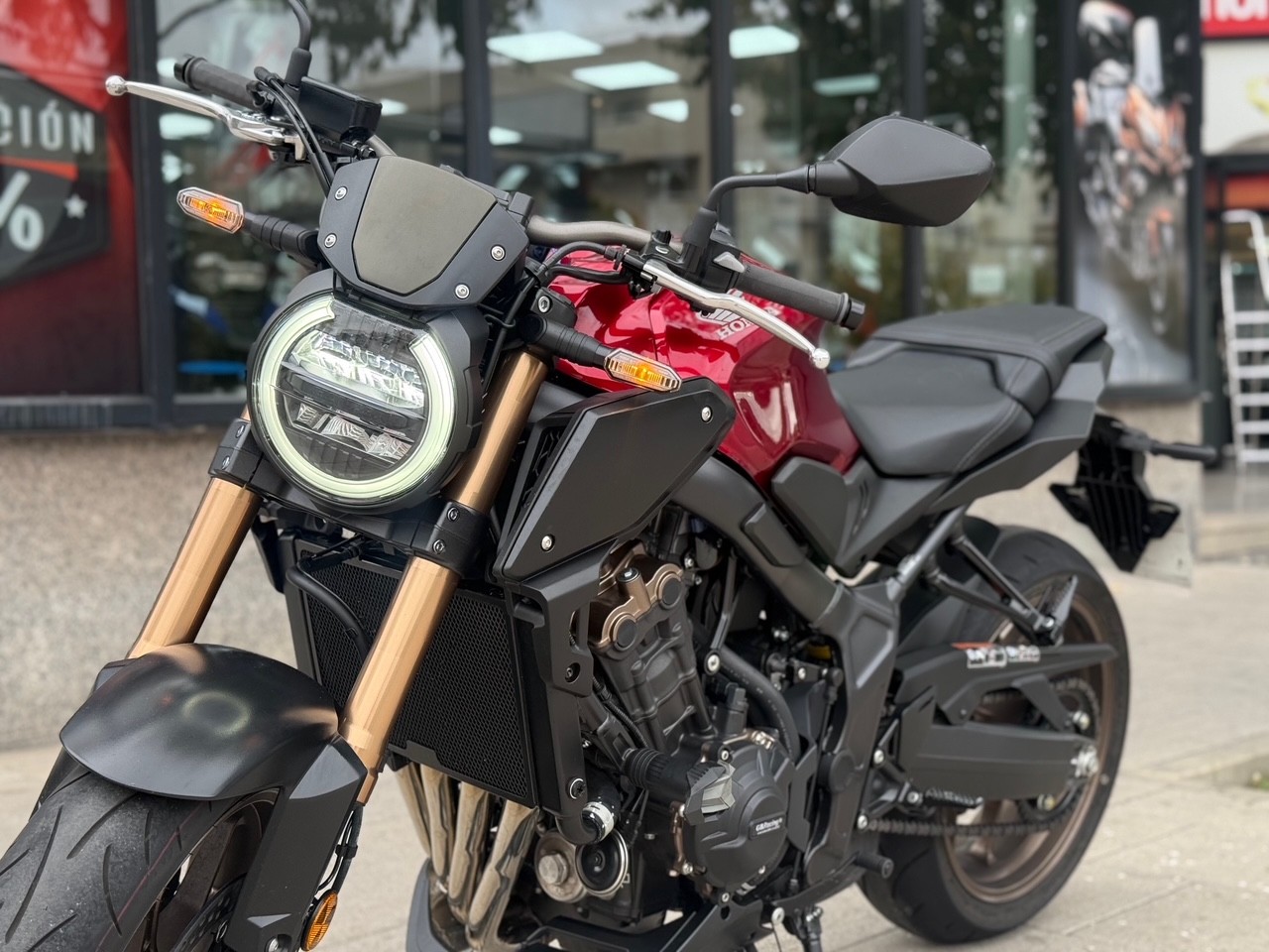 HONDA CB 650 R AÑO 2022 CON 4.862 KM.