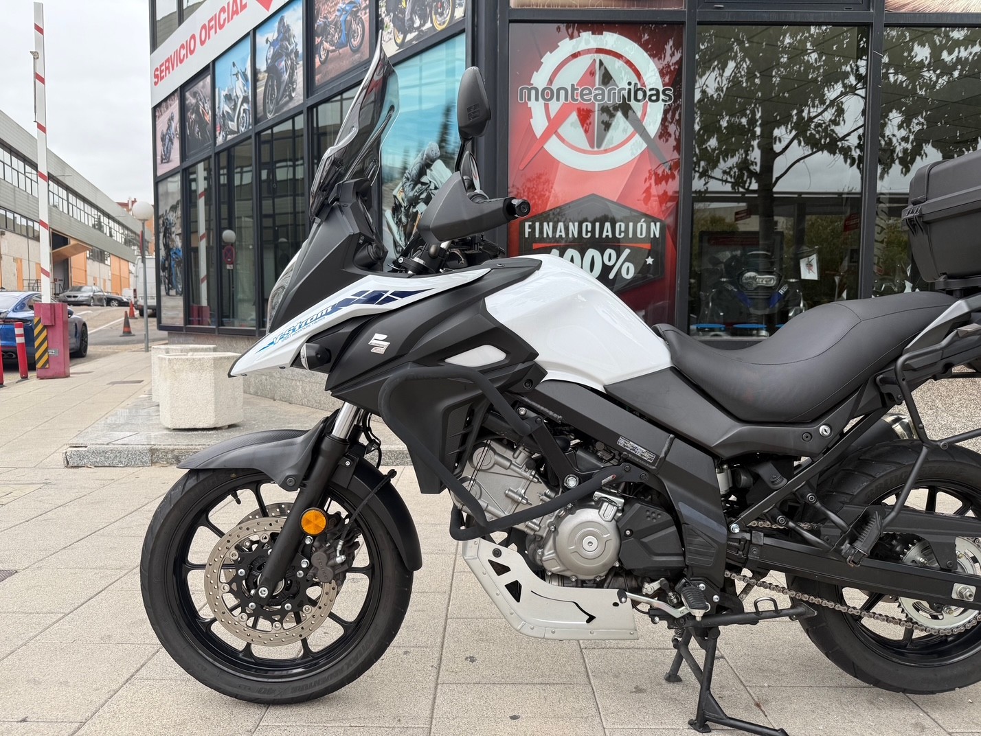 SUZUKI V-STROM 650 AÑO 2021 CON...