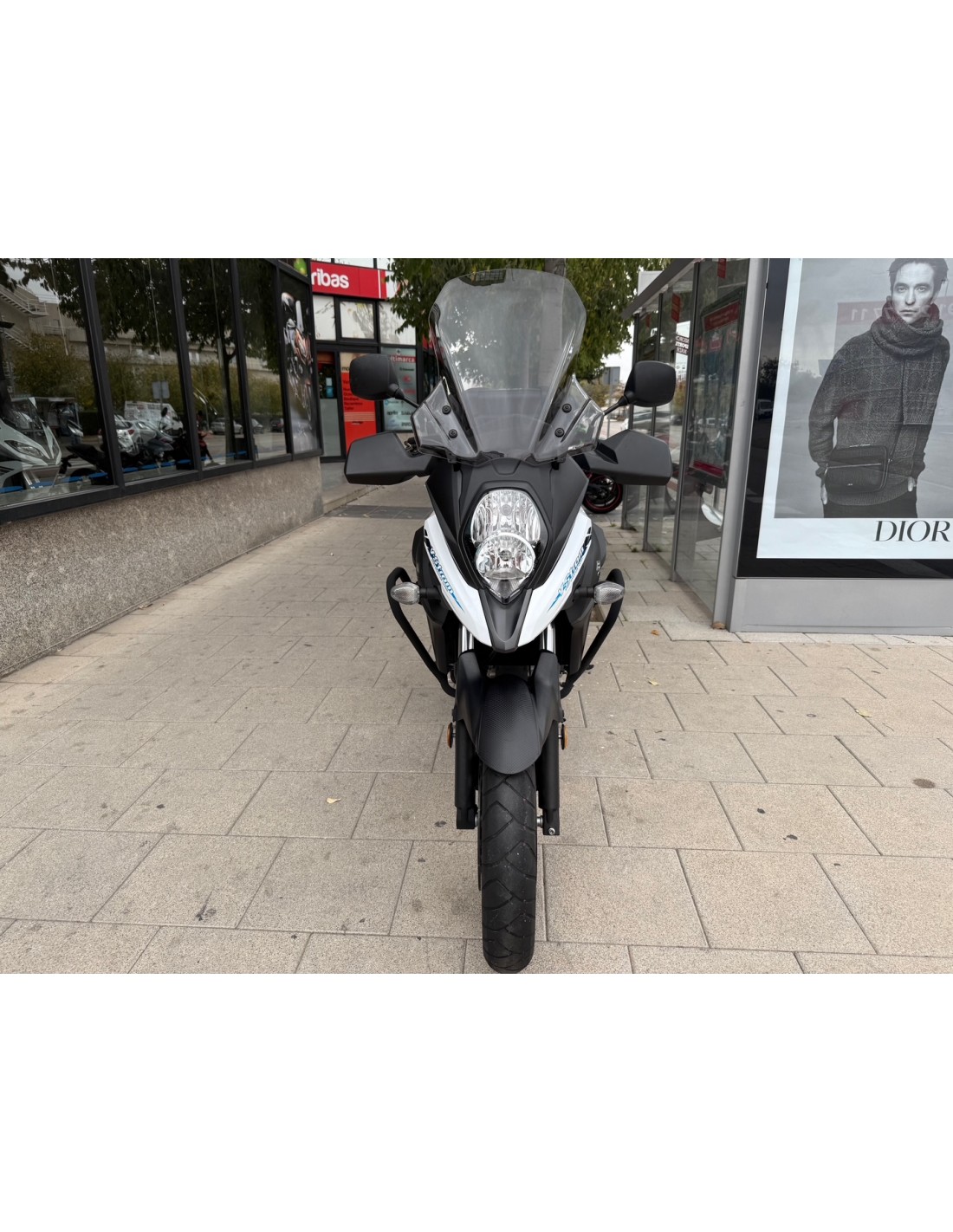 SUZUKI V-STROM 650 AÑO 2021 CON 13.356 KM.