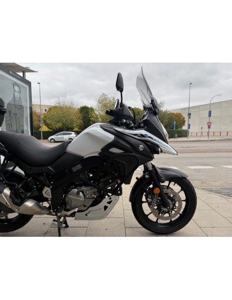 SUZUKI V-STROM 650 AÑO 2021 CON 13.356 KM.